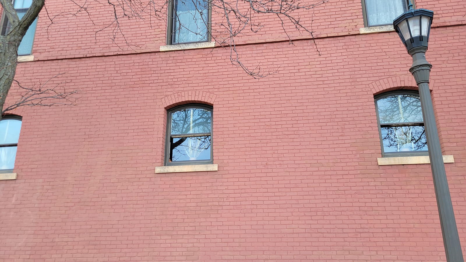 Six single pane windows in need of replacement