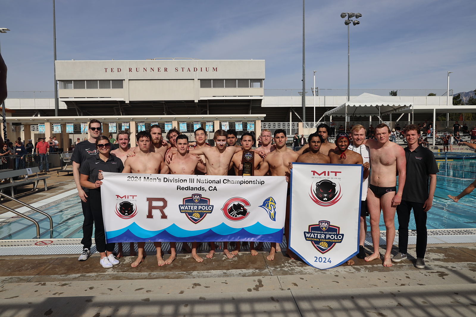 Water polo team holds banner