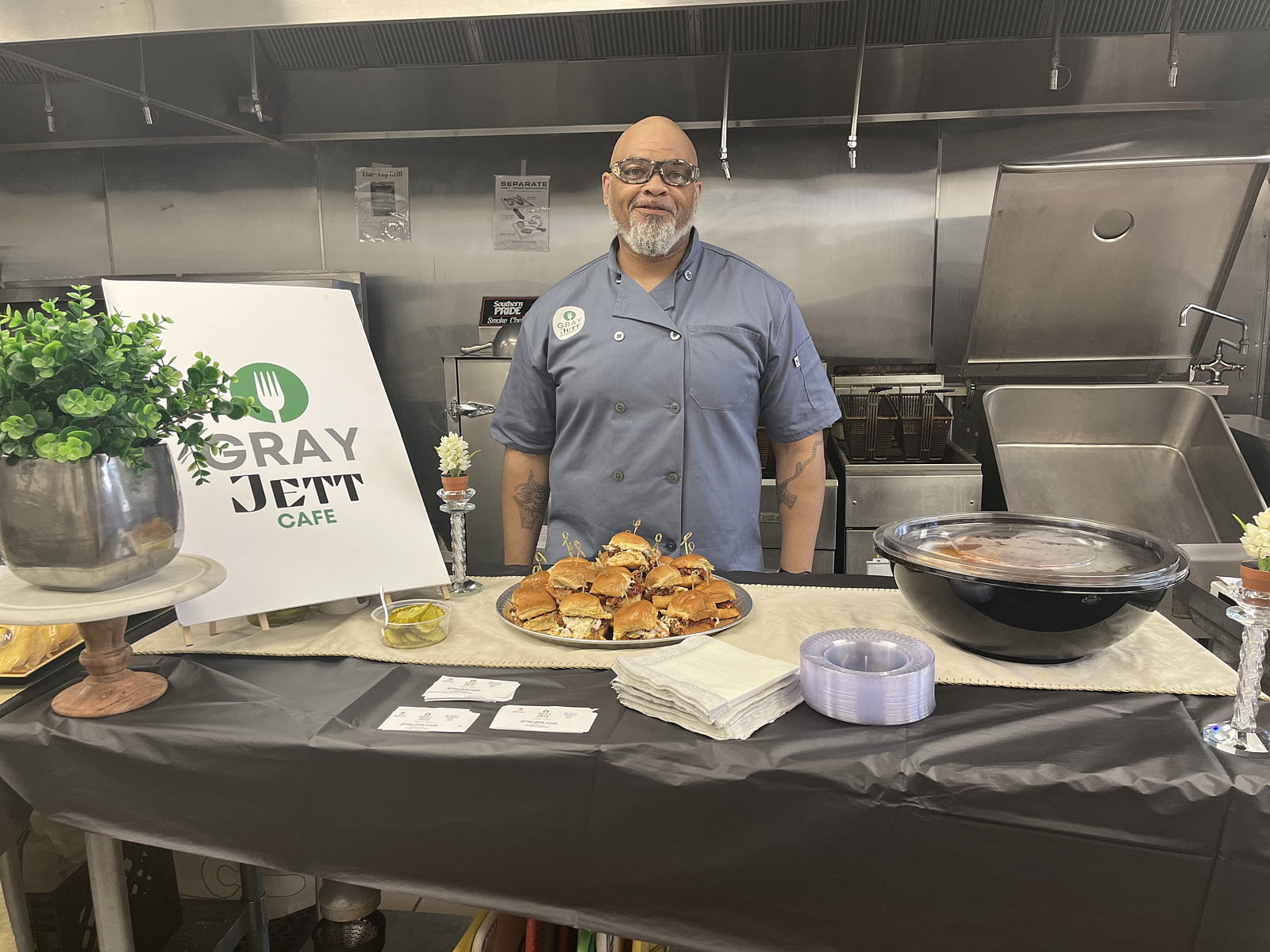 Andren Jett of Grsy - Jett Cafe our member - client